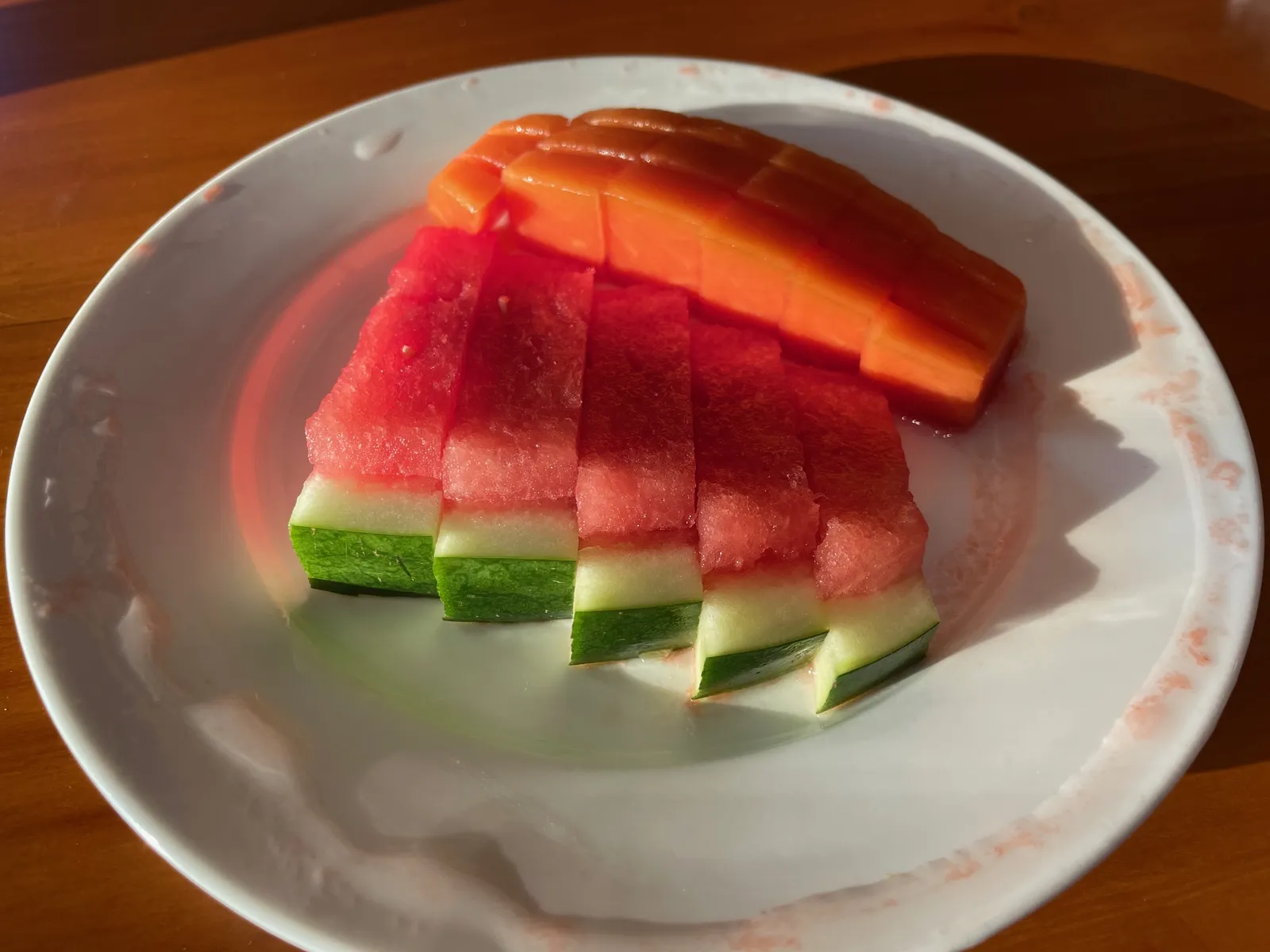 朝食のフルーツ