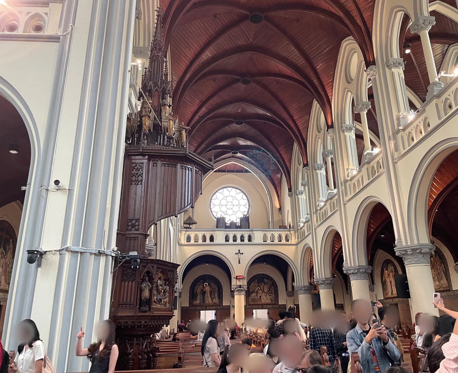 カテドラル内部
